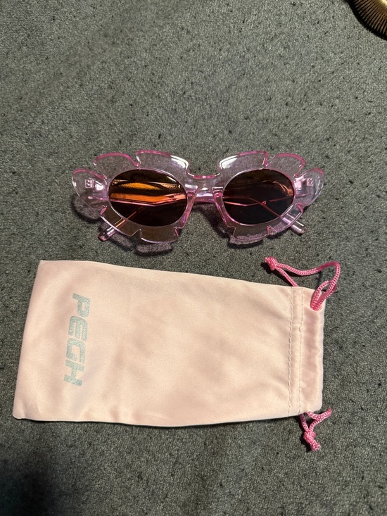 Flower sunglasses - Picture 2 of 4